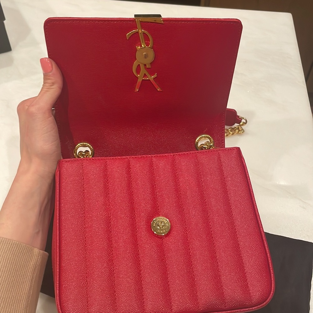 NWOT YSL Vicky red bag - Picture 6 of 7